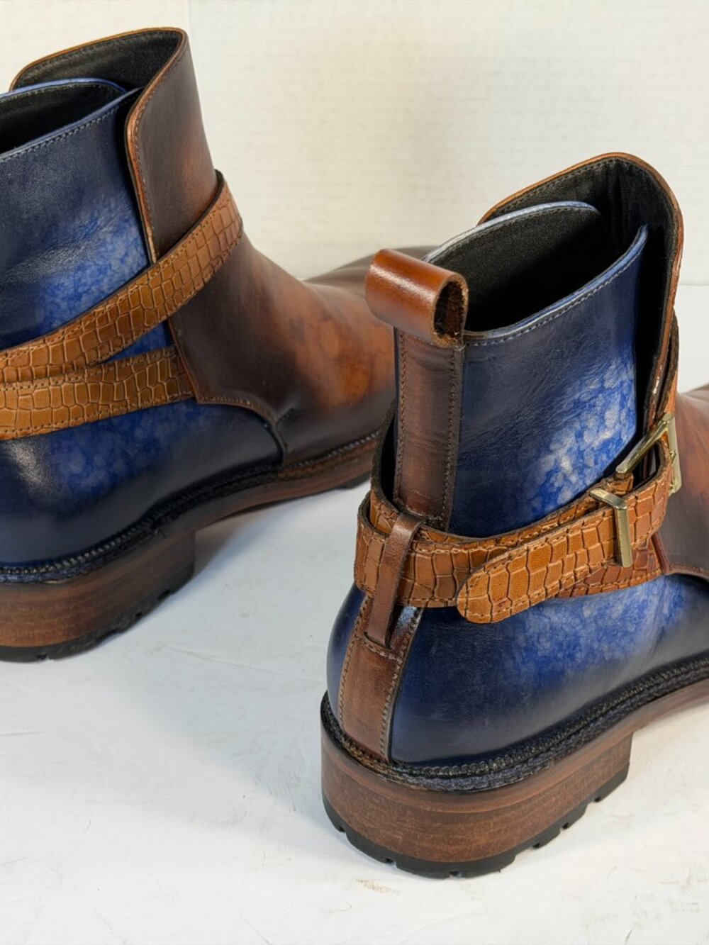Men's size 9.5-10 Brown and blue leather boots - Picture 16 of 16